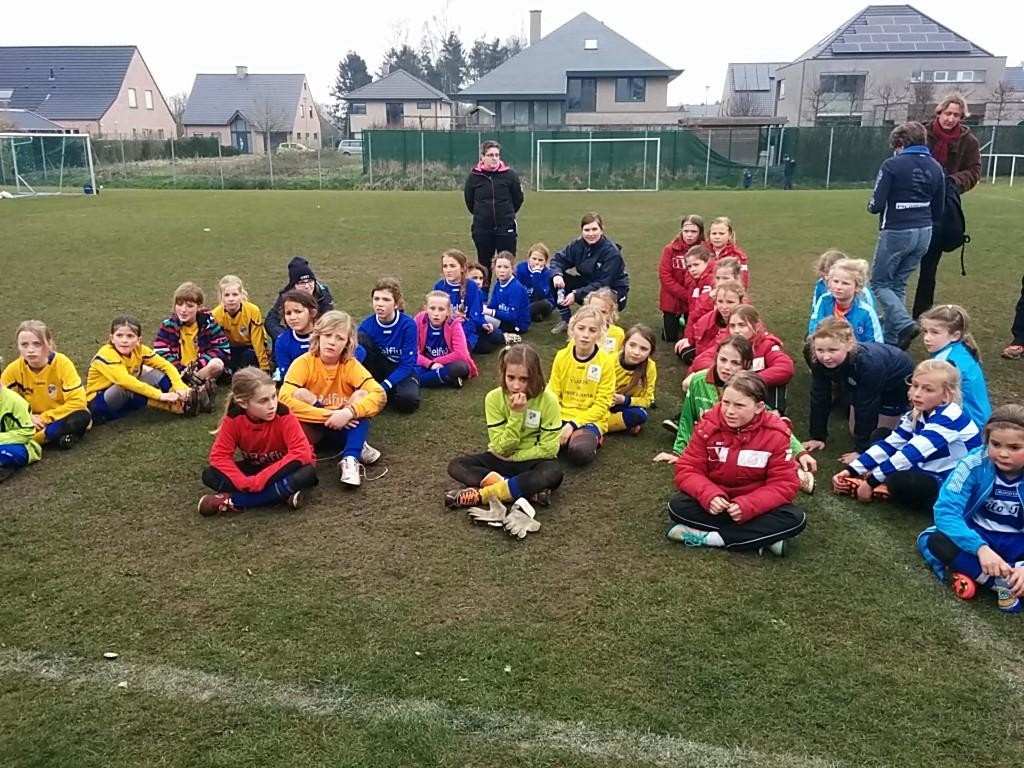 2015-sinaai-girls-paastornooi-deelnemers